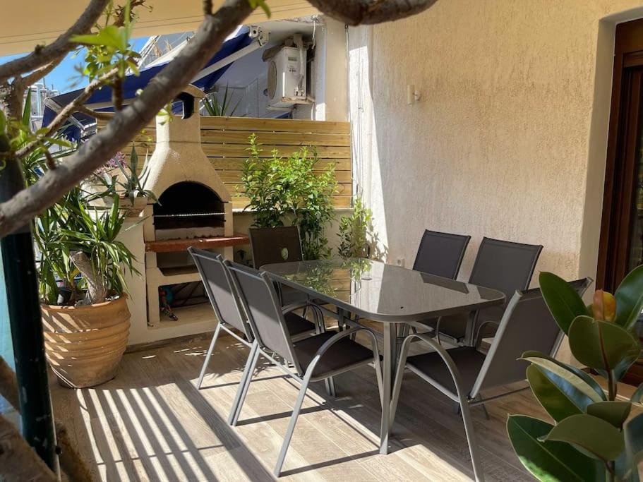 Acropolis Lux Apartment Афіни Екстер'єр фото