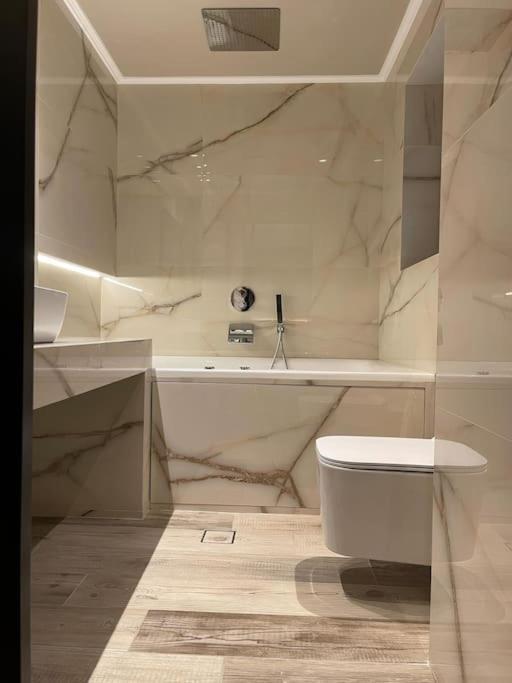 Acropolis Lux Apartment Афіни Екстер'єр фото